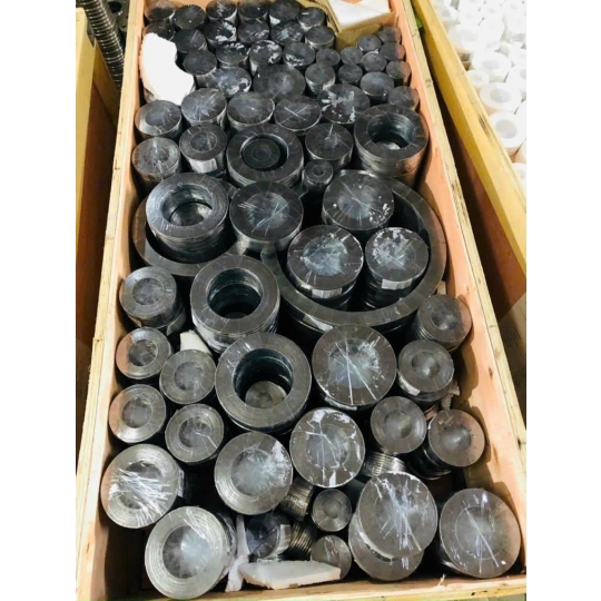 GIOĂNG CHÌ MẶT BÍCH PN10