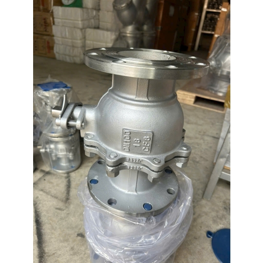 VAN BI INOX 304 DN15 MẶT BÍCH JIS 10K 