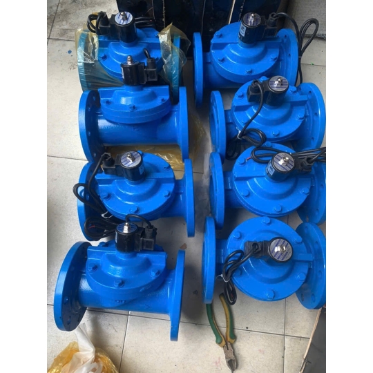 VAN ĐIỆN TỪ NƯỚC MẶT BÍCH 