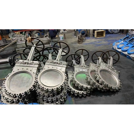 VAN DAO INOX 304 MẶT BÍCH PN10 16 KHÍ NÉN 