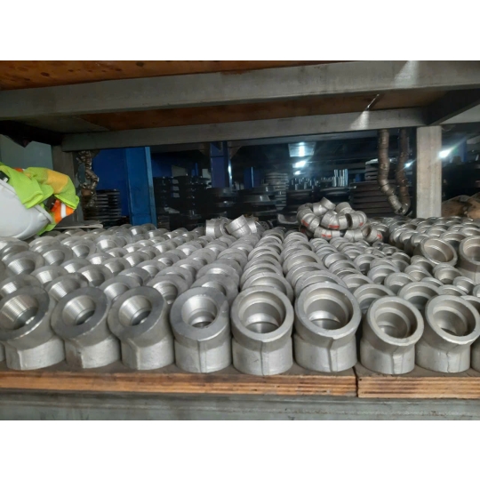 CO LƠ THÉP A105 HÀN LỒNG