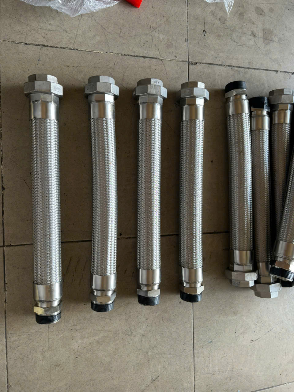 KHỚP NỐI INOX 304 1 ĐẦU RẮC CO 1 ĐẦU REN NGOÀI