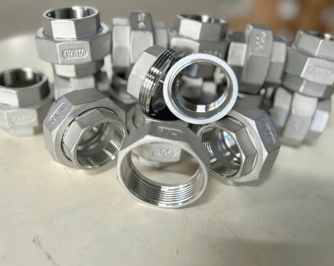 RẮC CO INOX 304 NỐI REN TRONG