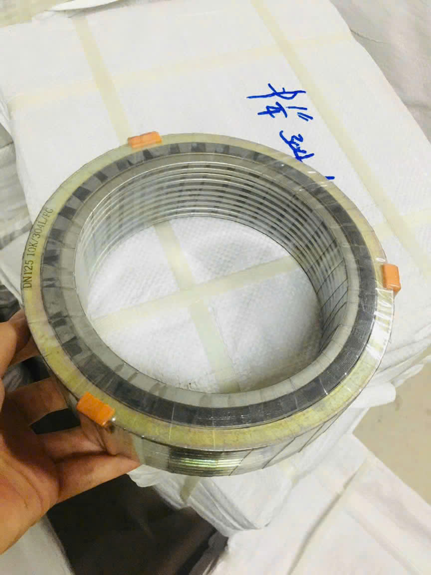 GIOĂNG CHÌ MẶT BÍCH PN10