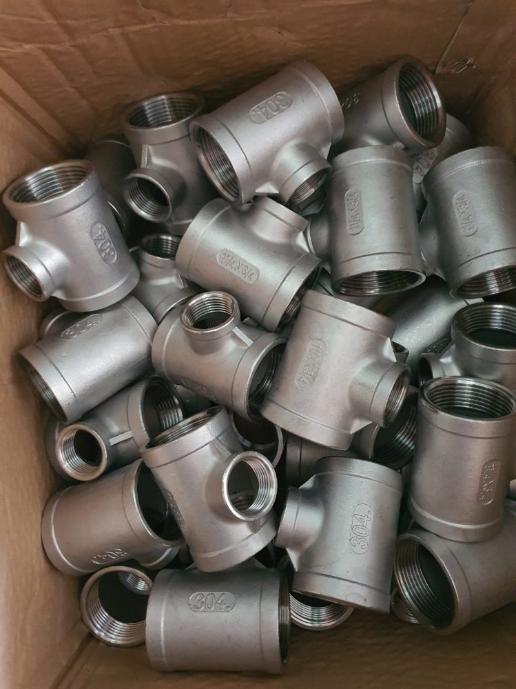 TÊ INOX 304 NỐI REN TRONG