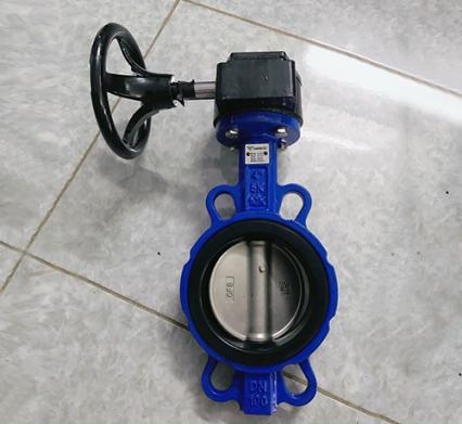 Van Bướm Thân Gang Tay Quay PN16