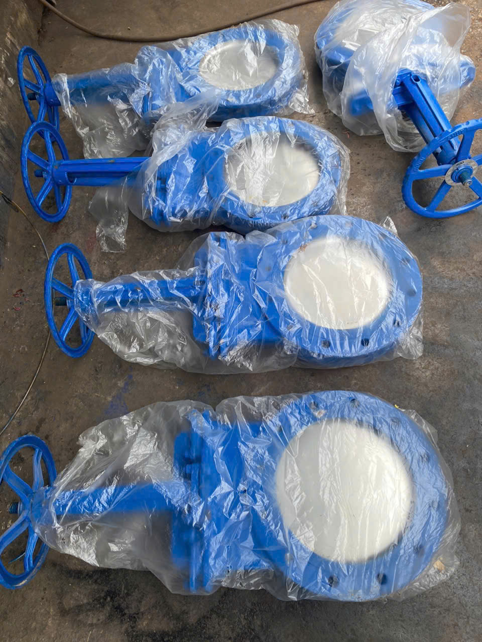 VAN XẺNG THÉP WCB TAY XOAY